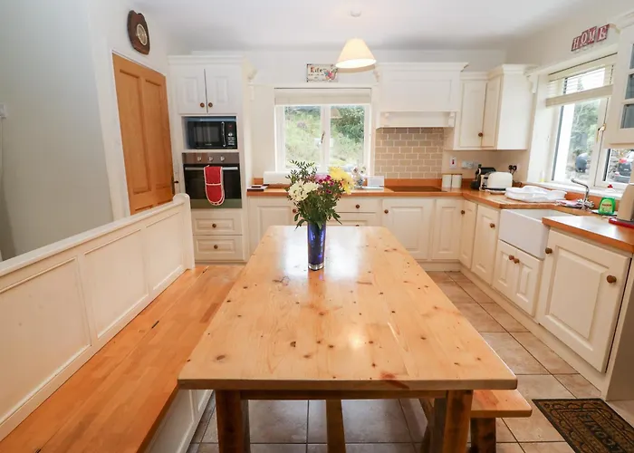 Oak Wood House Kenmare